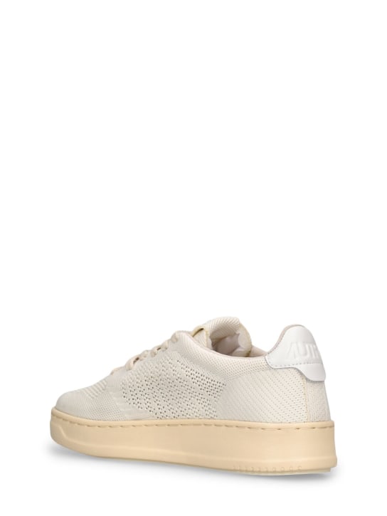Autry: Easeknit low sneakers - men_3 | Luisa Via Roma
