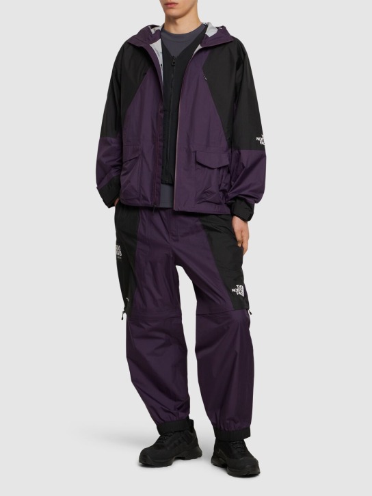 The North Face: Soukuu packable light shell jacket - Purple/Black - men_1 | Luisa Via Roma