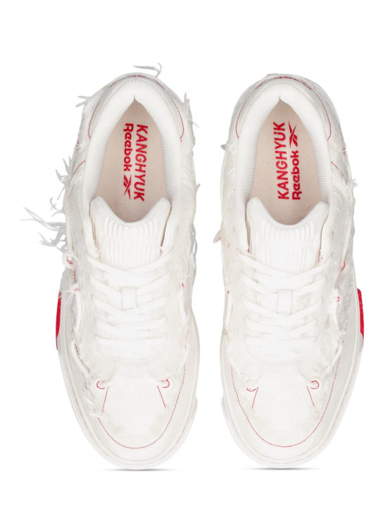 Reebok Classics: Kanghyuk Club C LTD sneakers - White/Red - men_5 | Luisa Via Roma