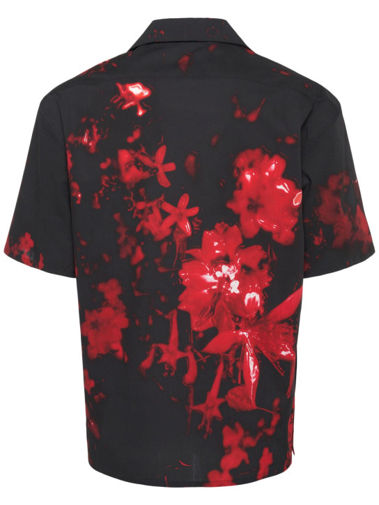 Alexander McQueen: Hemd aus Baumwolle mit Blumendruck - Schwarz/Rot - men_1 | Luisa Via Roma