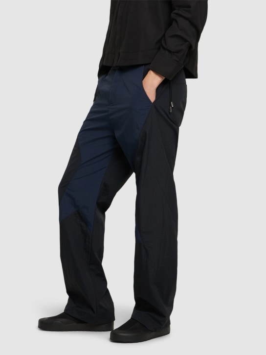 Arc'teryx: Slip-On-Sneakers „Kragg“ - men_1 | Luisa Via Roma