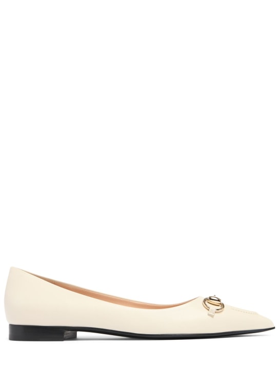 Gucci: Zapatos planos de piel con horsebit 15mm - Mystic White - women_0 | Luisa Via Roma