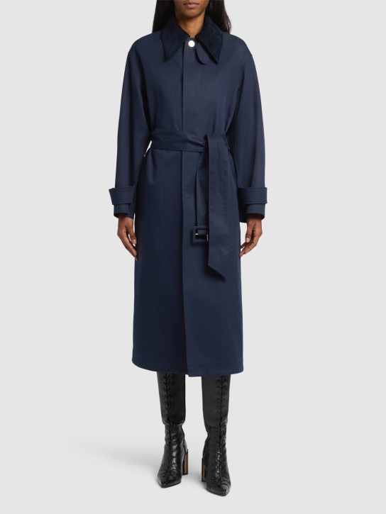 AMI Paris: Abrigo trench de lona de algodón con cinturón - Azul Marino - women_1 | Luisa Via Roma