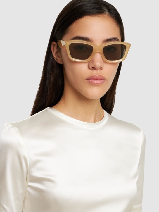 Toteme: The Classic squared acetate sunglasses - Bej/Gri - women_1 | Luisa Via Roma