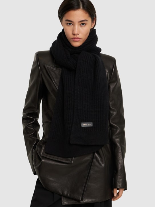 Khaite: Blanc cashmere scarf - Siyah - women_1 | Luisa Via Roma