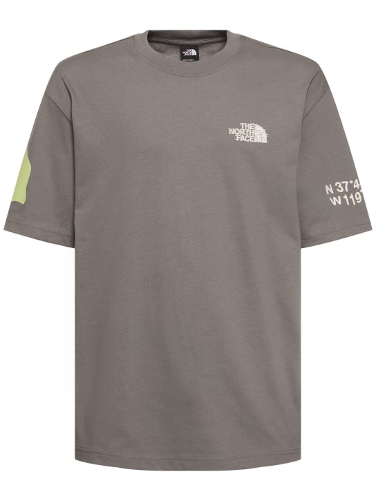 The North Face: Camiseta de algodón con logo - Smoked Pearl - men_0 | Luisa Via Roma