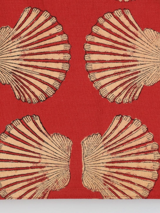 Les Ottomans: Hand-printed cotton tablecloth - Fucsia - ecraft_1 | Luisa Via Roma