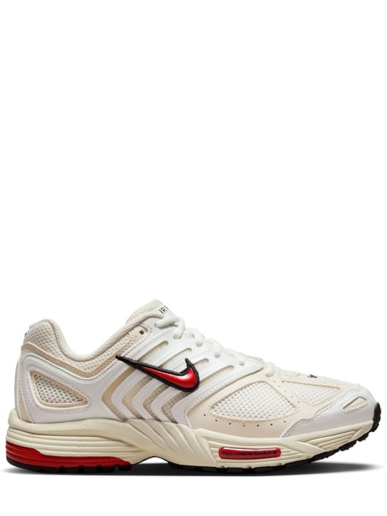 Nike: Sneakers Air Peg 2k5 - White/Gym Red-p - women_0 | Luisa Via Roma