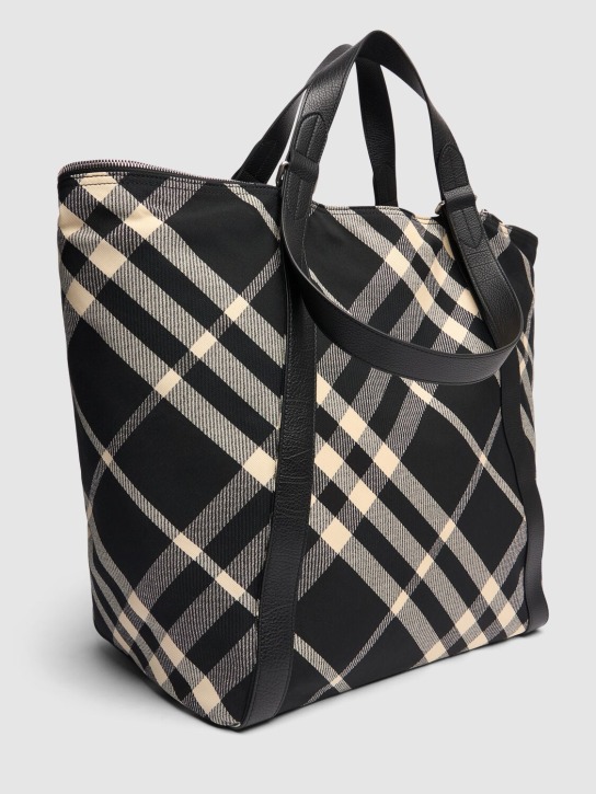 Burberry: Check jacquard tote bag - Black/Calico - men_1 | Luisa Via Roma