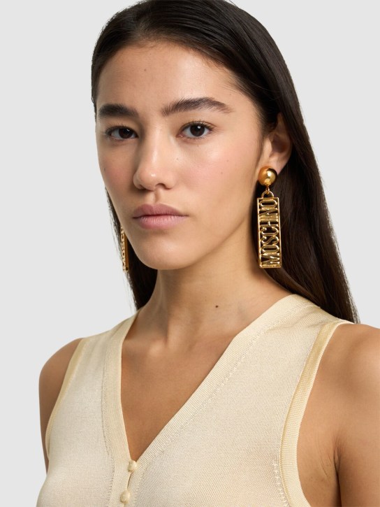 Moschino: Plate logo drop earrings - Gold - women_1 | Luisa Via Roma