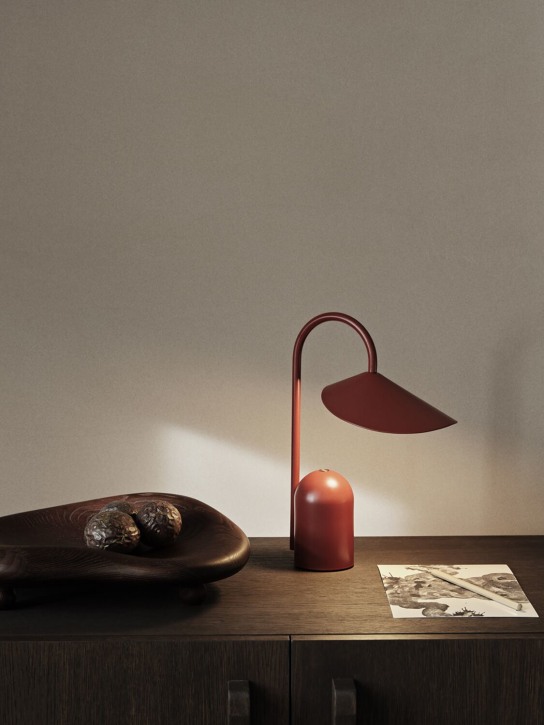 Ferm Living: Oxide Red Arum portable lamp - 레드 - ecraft_1 | Luisa Via Roma