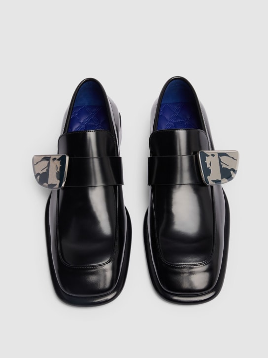 Burberry: 10mm Schield leather loafers - Black - women_1 | Luisa Via Roma