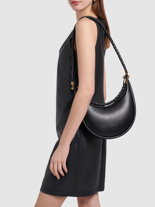 Bottega Veneta: Petit sac porté épaule en cuir Hula Hoops - Noir - women_1 | Luisa Via Roma