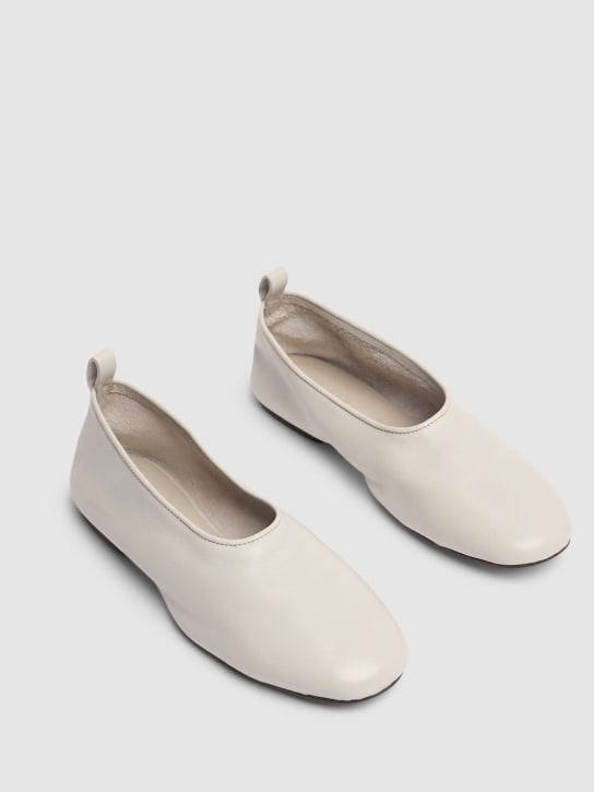 Soeur: 10mm Bala leather ballerina flats - Light Grey - women_1 | Luisa Via Roma