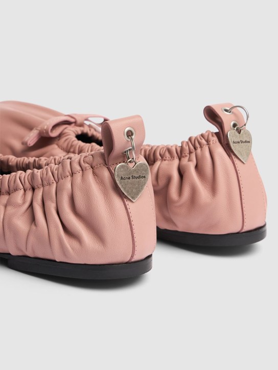 Acne Studios: 10毫米皮革芭蕾平底鞋 - 粉色 - women_4 | Luisa Via Roma