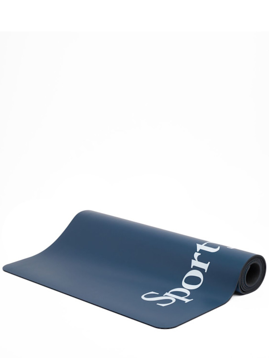 Sporty & Rich: Serif logo yoga mat - women_0 | Luisa Via Roma