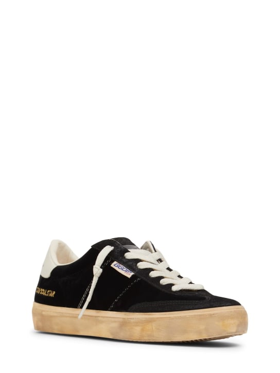 Golden Goose: 20毫米Soul Star天鹅绒运动鞋 - 黑色 - women_2 | Luisa Via Roma