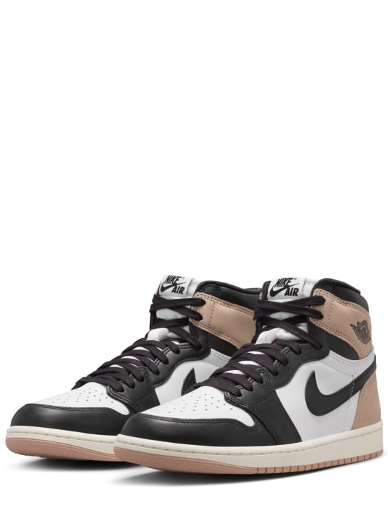 Nike: Sneakers Air Jordan 1 Retro High OG - Negro/Café - women_1 | Luisa Via Roma
