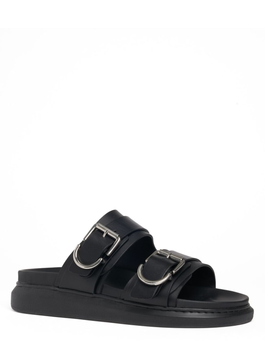 Alexander McQueen: Hybrid Oversize leather sandals - Siyah - men_1 | Luisa Via Roma