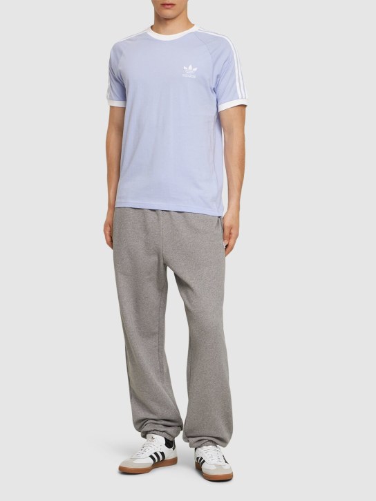 adidas Originals: T-shirt en coton à 3 bandes - Bleu Clair - men_1 | Luisa Via Roma