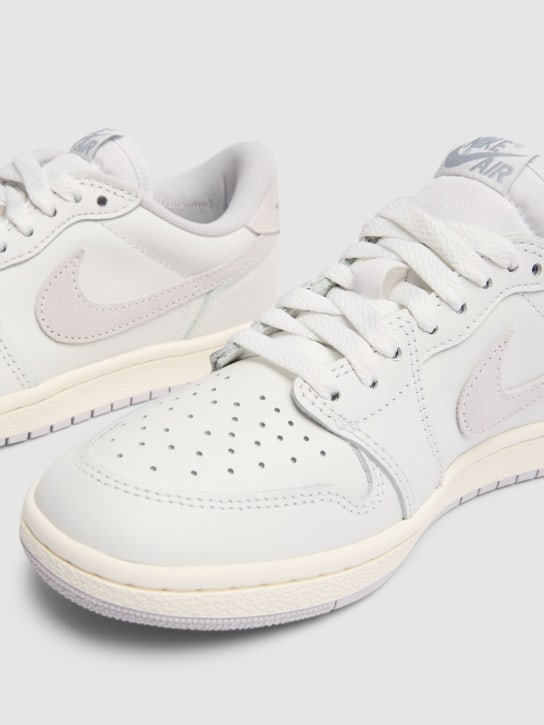 Nike: Sneakers Air Jordan 1 Low 85 - Summit White/Lt - women_3 | Luisa Via Roma