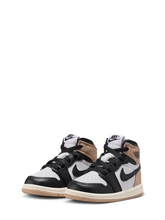 Nike: Sneakers "Jordan 1 Retro High OG“ - Black/Legend - kids-boys_1 | Luisa Via Roma