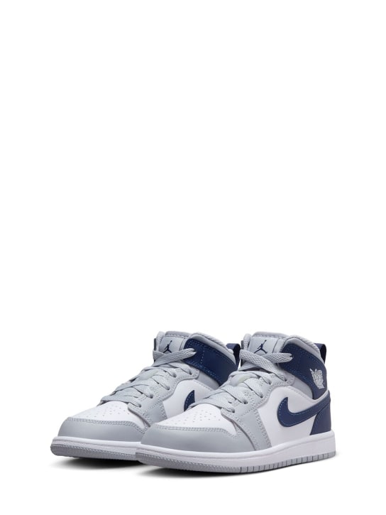 Nike: Sneakers Jordan 1 Mid - Bianco/Blu Scuro - kids-boys_1 | Luisa Via Roma