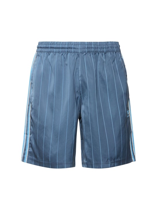 adidas Originals: Shorts de techno stretch - Azul - men_0 | Luisa Via Roma