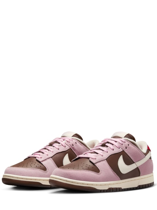 Nike: Dunk Low sneakers - Cacao  Wow/Pale - women_1 | Luisa Via Roma