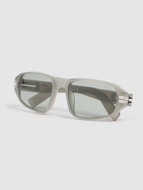 Zegna: Eckige Sonnenbrille mit Kristallen - Grau/Grün - men_1 | Luisa Via Roma