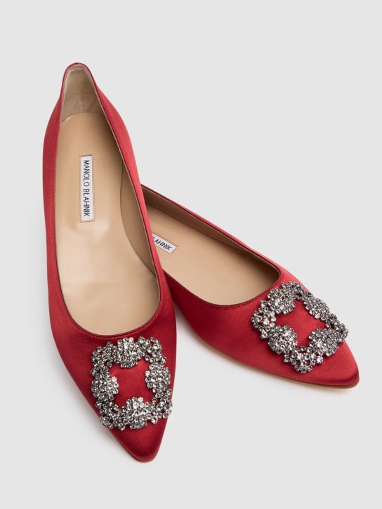 Manolo Blahnik: 10mm Hangisi silk blend satin flats - Dark Red - women_2 | Luisa Via Roma