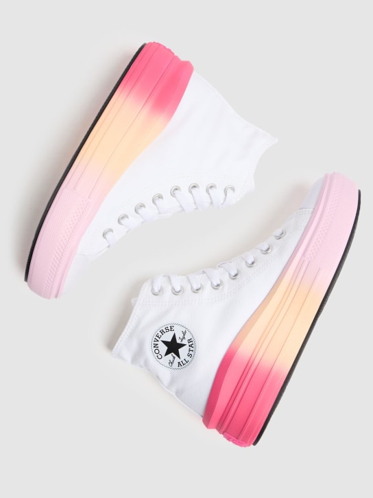 Converse: Sneakers à lacets en toile Chuck Taylor - Blanc/Multi - kids-girls_1 | Luisa Via Roma