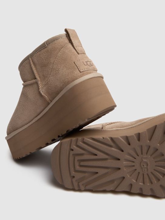 Ugg: 50mm Classic Ultra Mini platform boots - Sand - women_3 | Luisa Via Roma