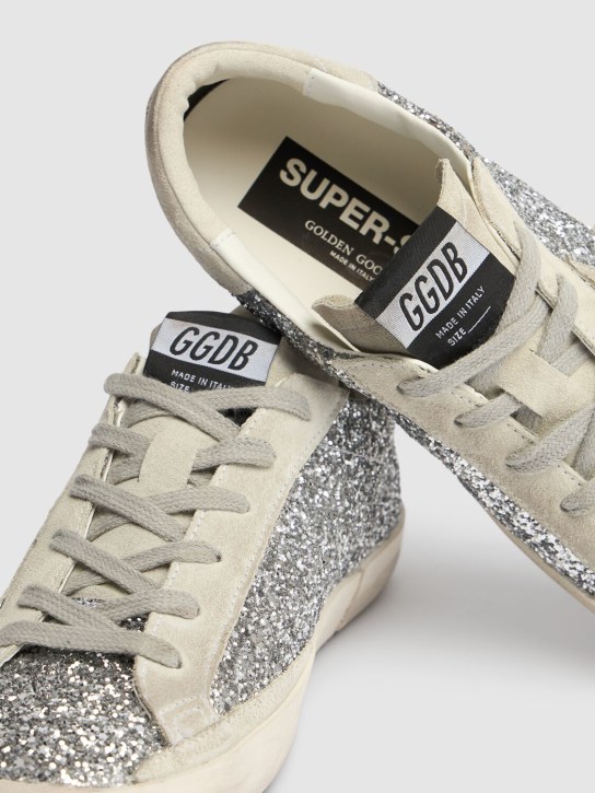Golden Goose: 20mm Super-Star glittered sneakers - Silver/Ice - women_4 | Luisa Via Roma