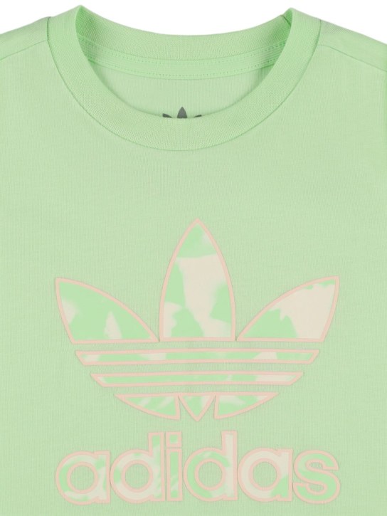 adidas Originals: T-shirt & short en coton imprimé logo - Vert Clair - kids-boys_1 | Luisa Via Roma