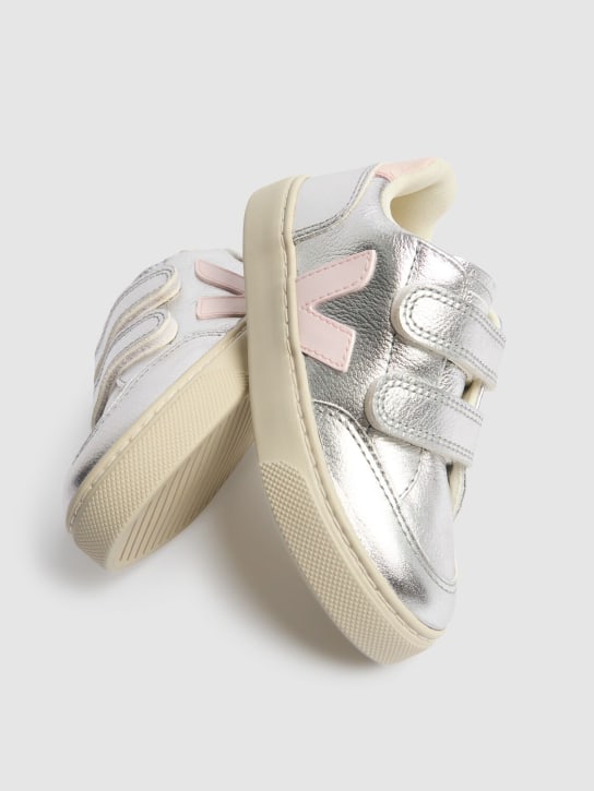 Veja: Sneakers V-12 in pelle senza cromo - Argento - kids-girls_1 | Luisa Via Roma