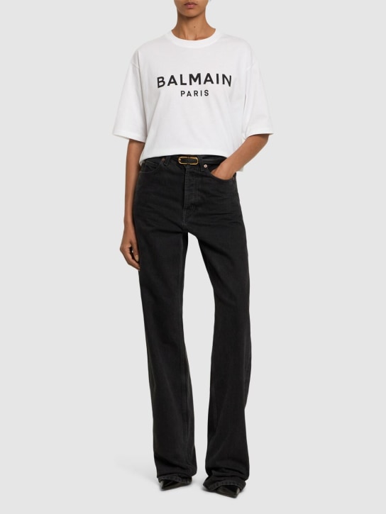 Balmain: Logo印花短款棉质平纹针织T恤 - 白色/黑色 - women_1 | Luisa Via Roma