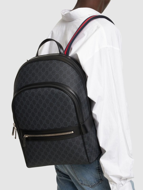 Gucci: Backpack - ブラック - men_1 | Luisa Via Roma