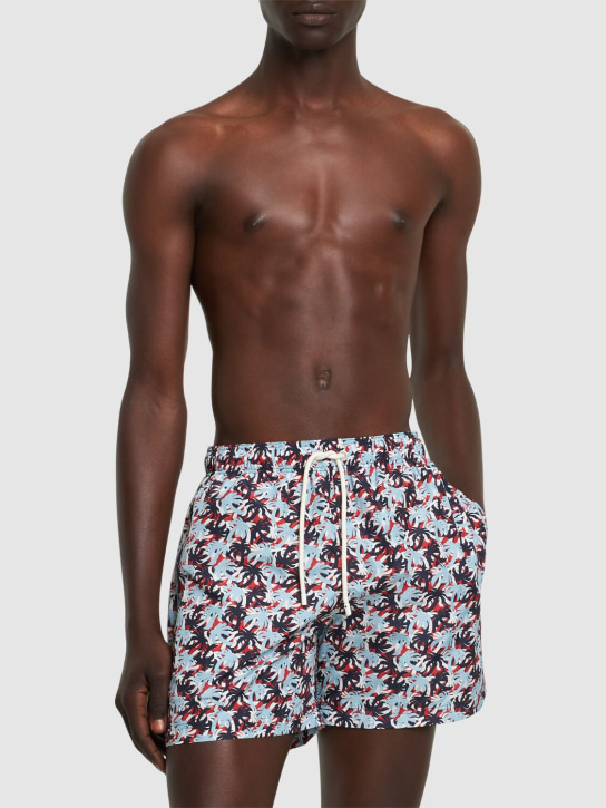 Palm Angels: Shorts mare in techno camouflage Palms - Blu/Rosso - men_1 | Luisa Via Roma
