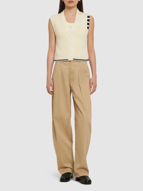Thom Browne: Baby cable cropped v-neck cardigan vest - Ivory - women_1 | Luisa Via Roma