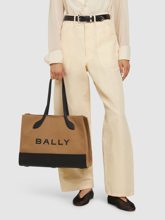 Bally: Ew Bar Keep On organic cotton blend bag - Sand/Black - women_1 | Luisa Via Roma
