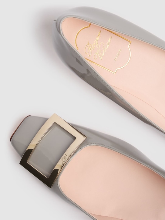 Roger Vivier: 45mm Trompette patent leather pumps - Grey - women_3 | Luisa Via Roma