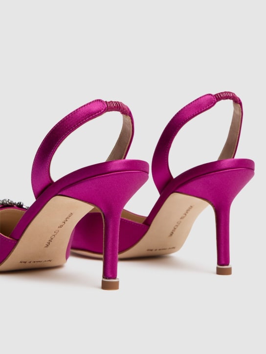 Manolo Blahnik: 70mm Hangisli satin pumps - Fuchsia - women_4 | Luisa Via Roma
