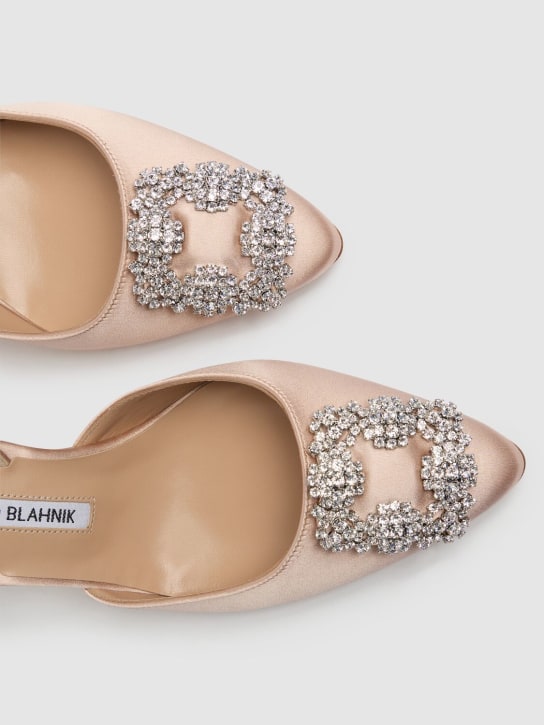 Manolo Blahnik: 70毫米Hangisli绸缎露跟高跟鞋 - 裸色 - women_3 | Luisa Via Roma