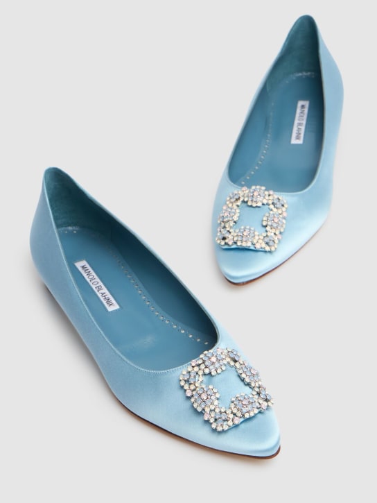 Manolo Blahnik: Zapatos planos de satén 10mm - Azul Claro - women_1 | Luisa Via Roma