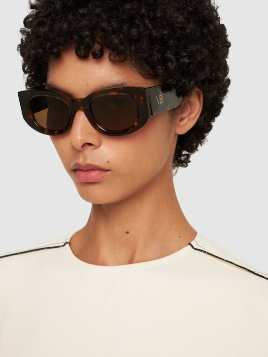 Victoria Beckham: VB Monogram acetate sunglasses - Dark Havana - women_1 | Luisa Via Roma