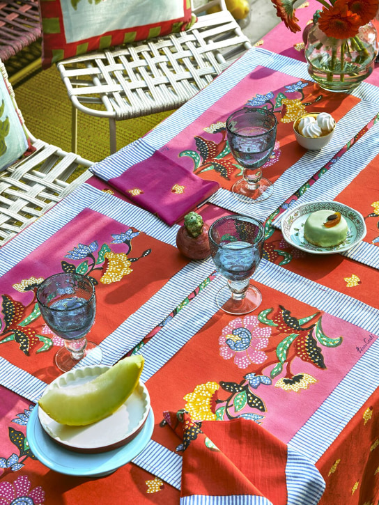 LISA CORTI: Indonesian Red Rose set of 2 placemats - Red - ecraft_1 | Luisa Via Roma