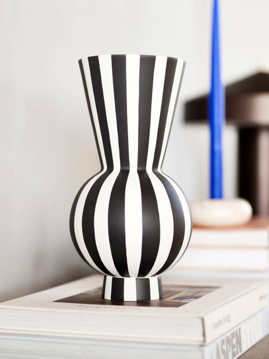 Oyoy: Vase arrondi Toppu - Noir - ecraft_1 | Luisa Via Roma