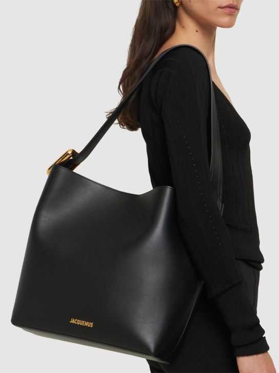Jacquemus: Le Regalo leather tote bag - Siyah - women_1 | Luisa Via Roma