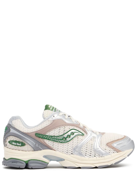 Sneakers minted ny progrid triumph Saucony Uomo Luisaviaroma